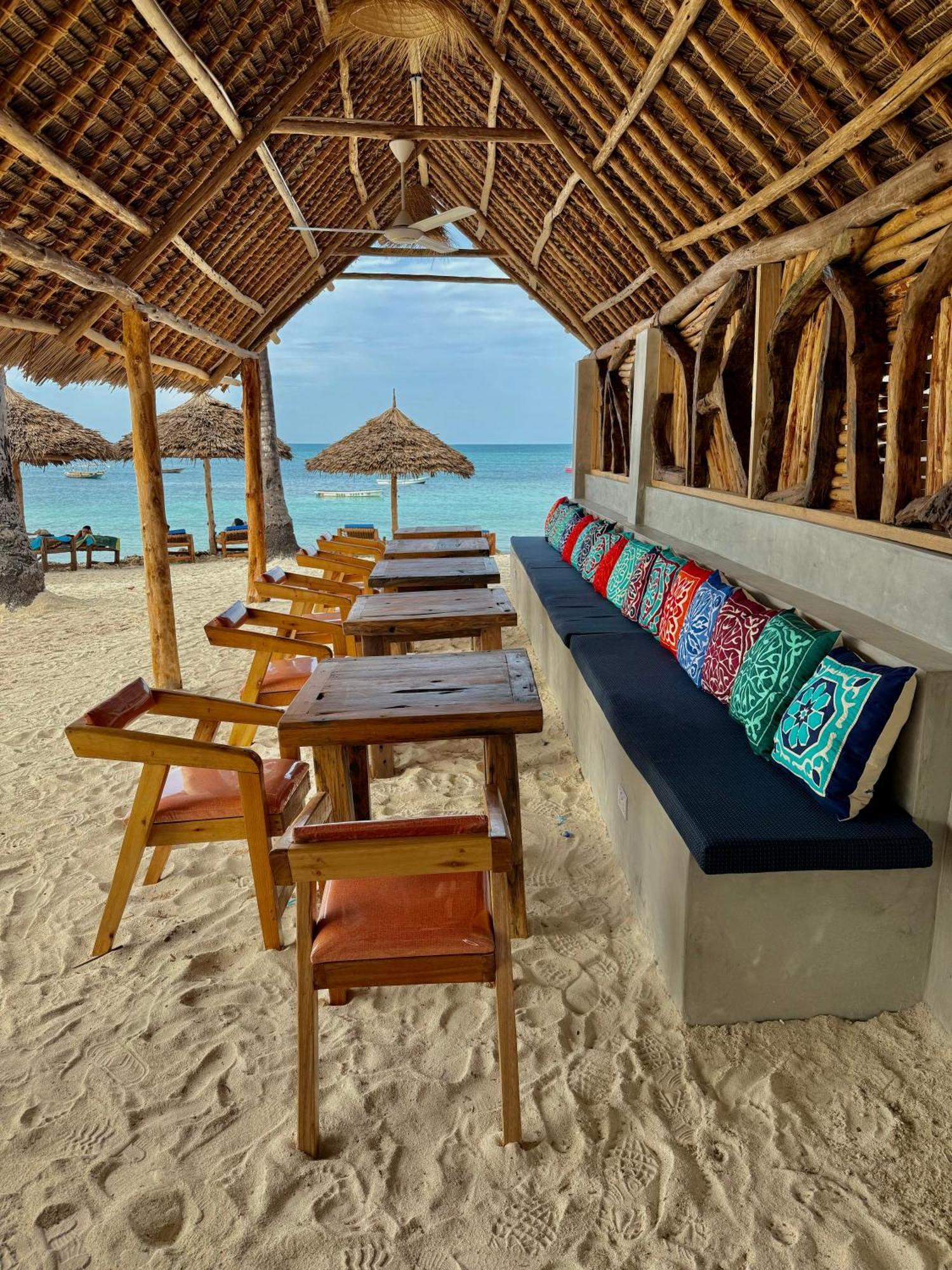 Dhow Beach Boutique Hotel Nungwi Luaran gambar