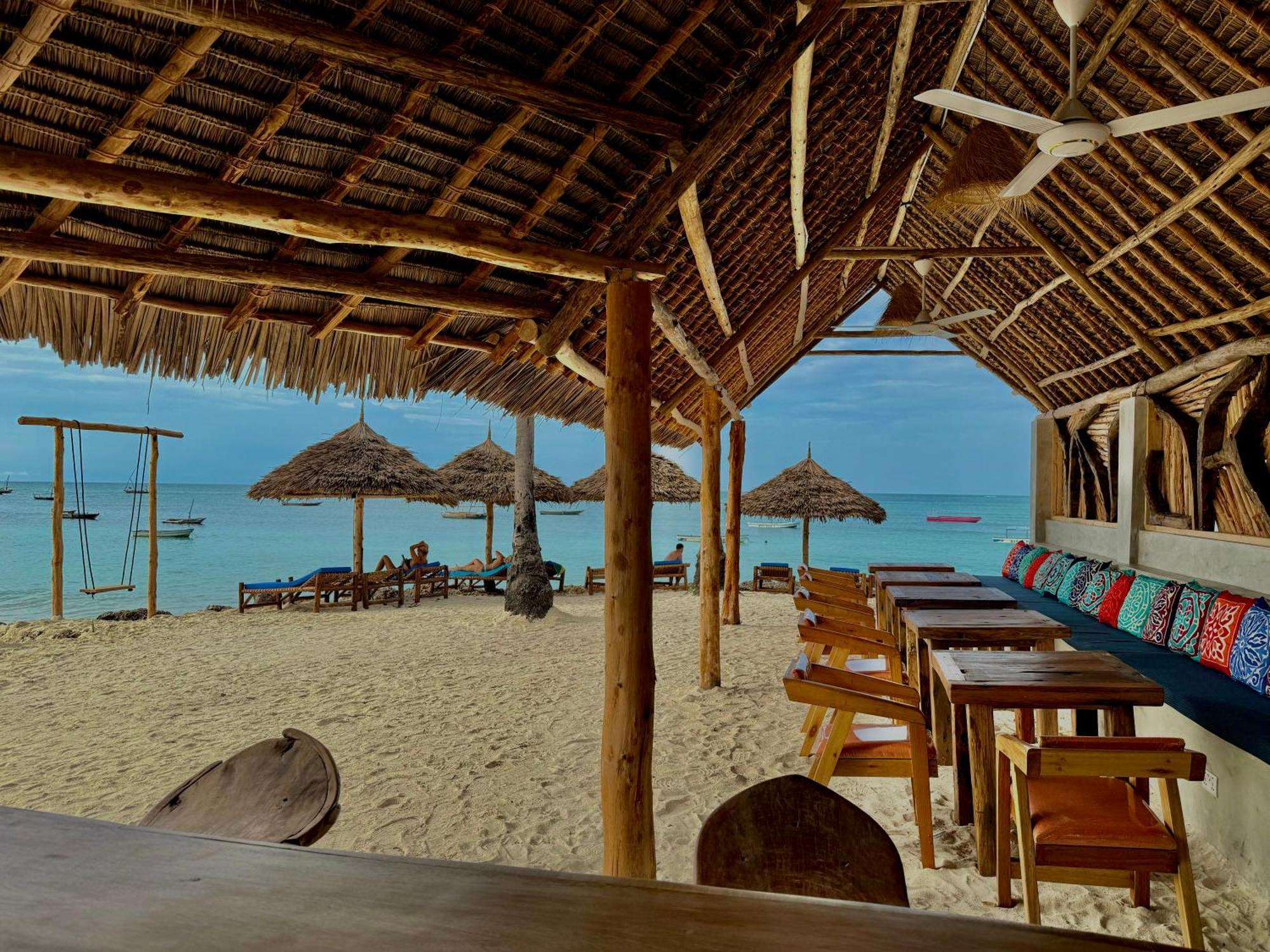 Dhow Beach Boutique Hotel Nungwi Luaran gambar